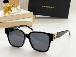 Picture of Balenciga Sunglasses _SKUfw56829200fw